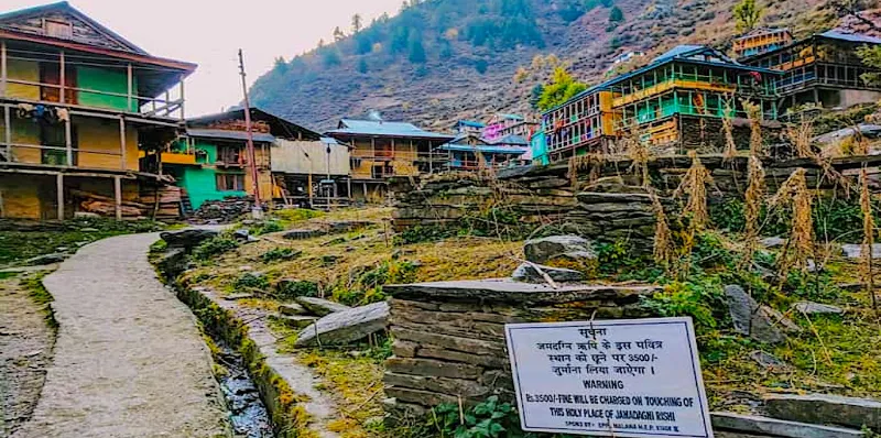 Malana Village: भारत का एक ऐसा गांव, जहां नहीं चलता देश का कानून… बना रखी है खुद की संसद और संविधान