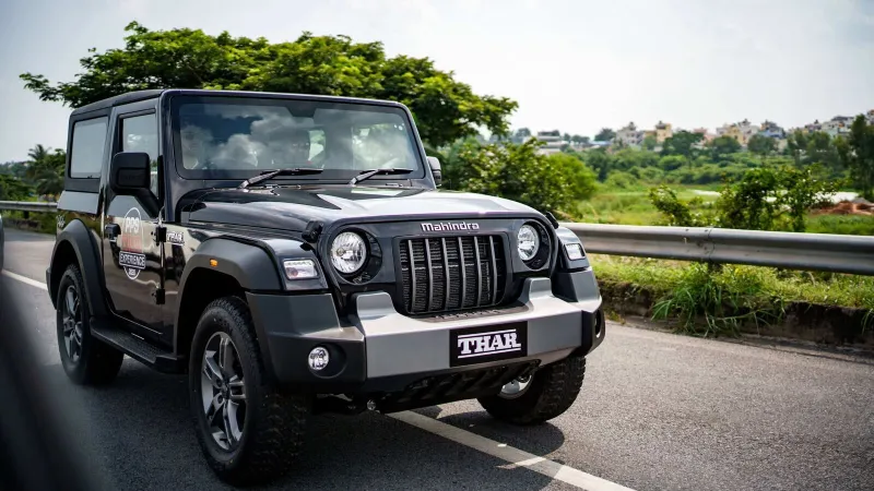 Mahindra Thar Roxx लांच के बाद पुरानी थार पर मिल रहा बंपर डिस्काउंट, मौके का लाभ उठाएं